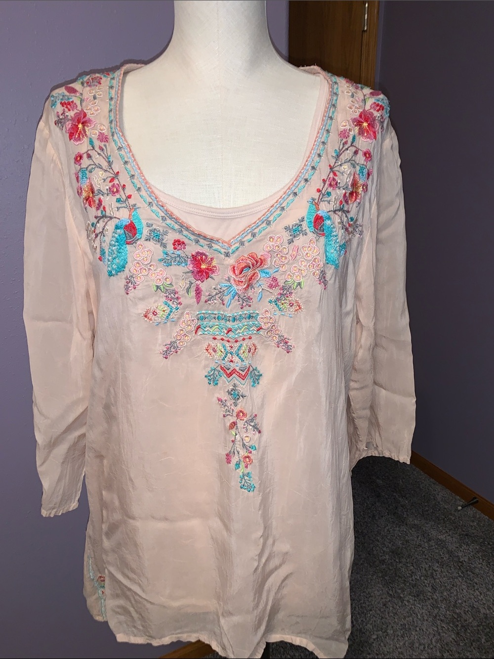 Johnny Was Blush Pink Embroidered V-Neck Top, size XL